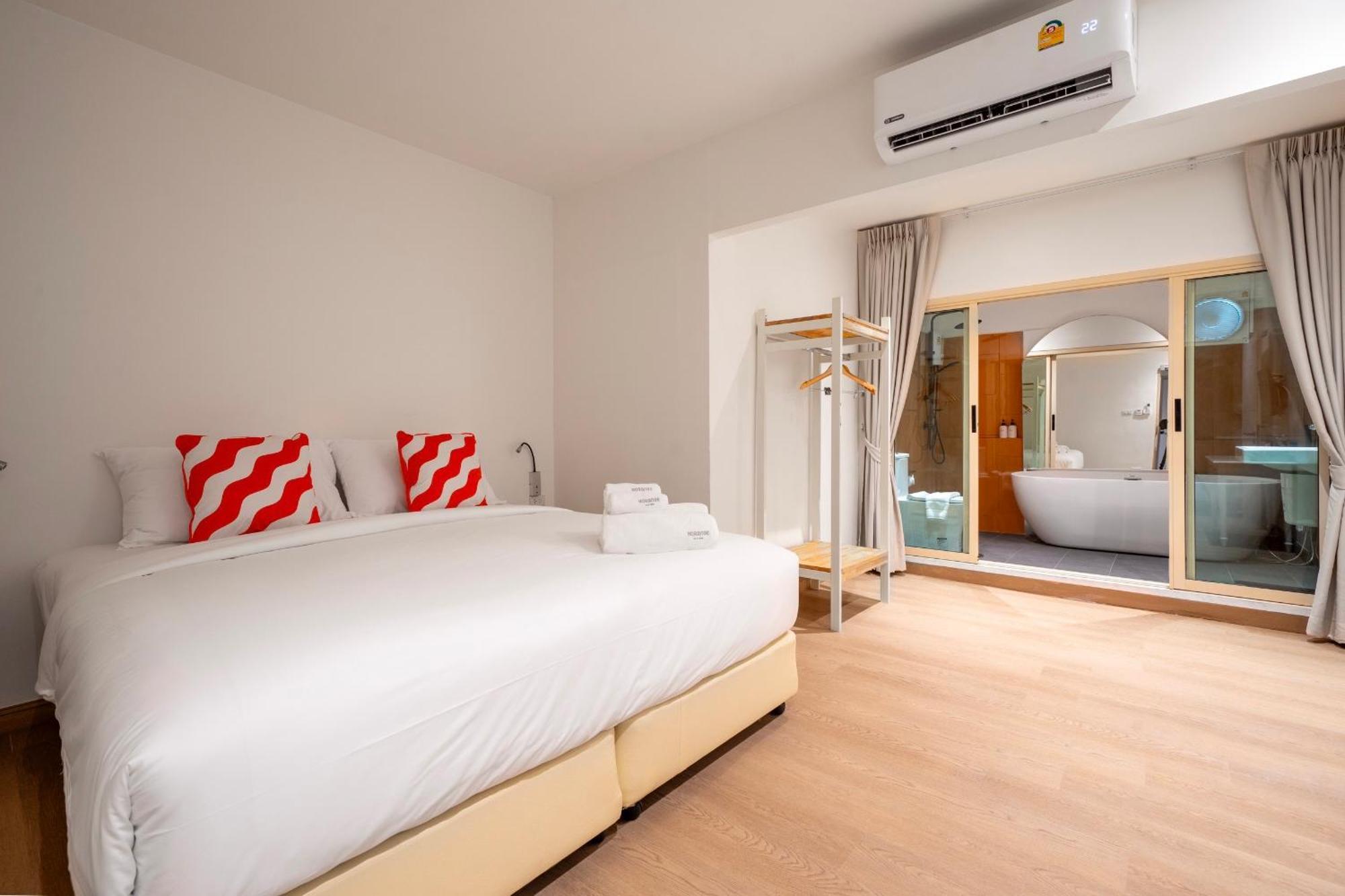 Hotel Horange Phuket Town Exterior foto
