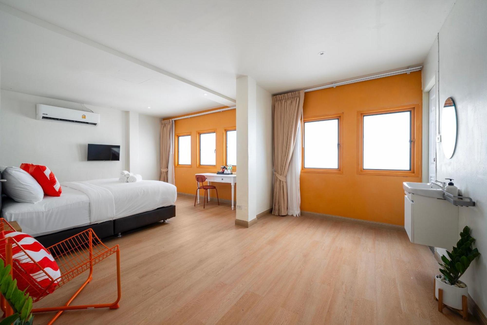 Hotel Horange Phuket Town Exterior foto